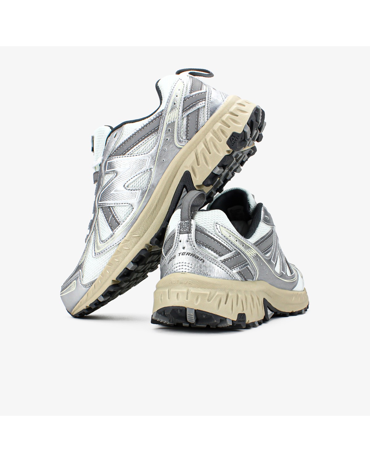 New Balance 410 V5 Silver
