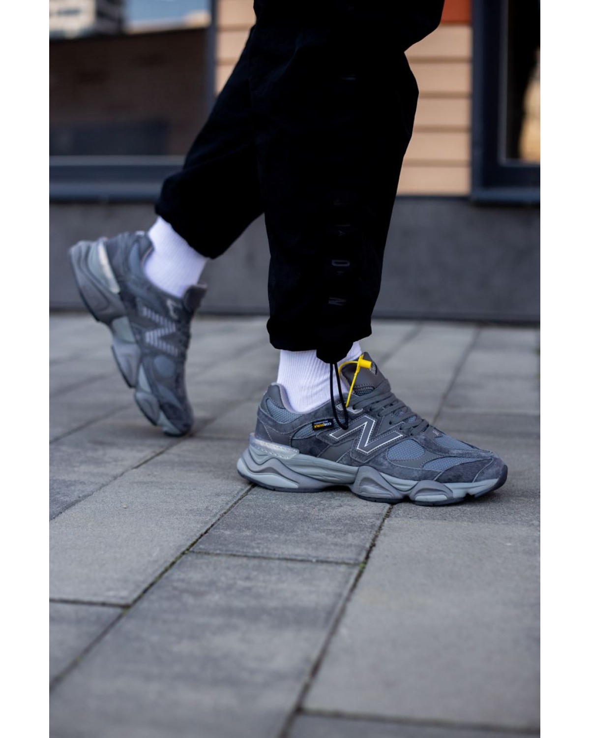 New Balance 9060 Grey