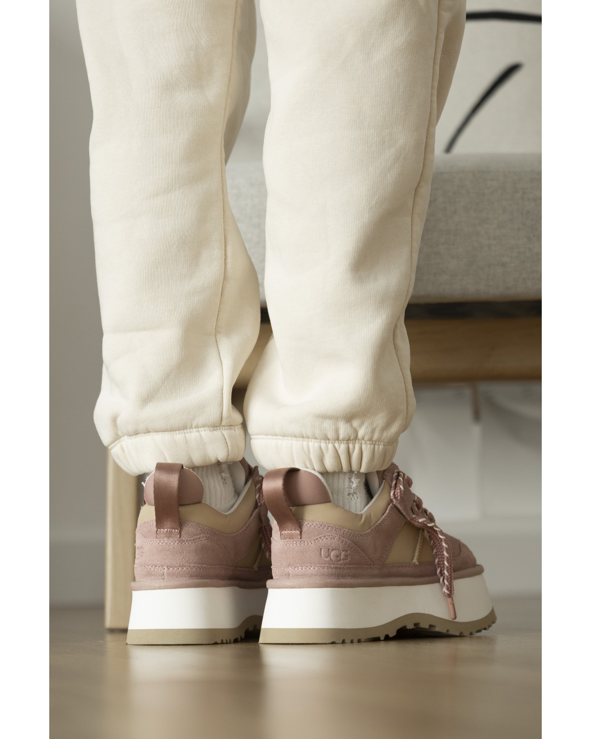 UGG Astromel Pink UGG Astromel Pink