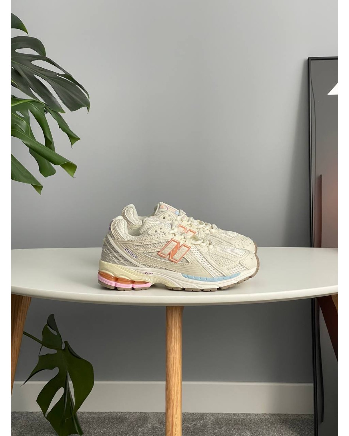 New Balance 1906R Pink Sugar