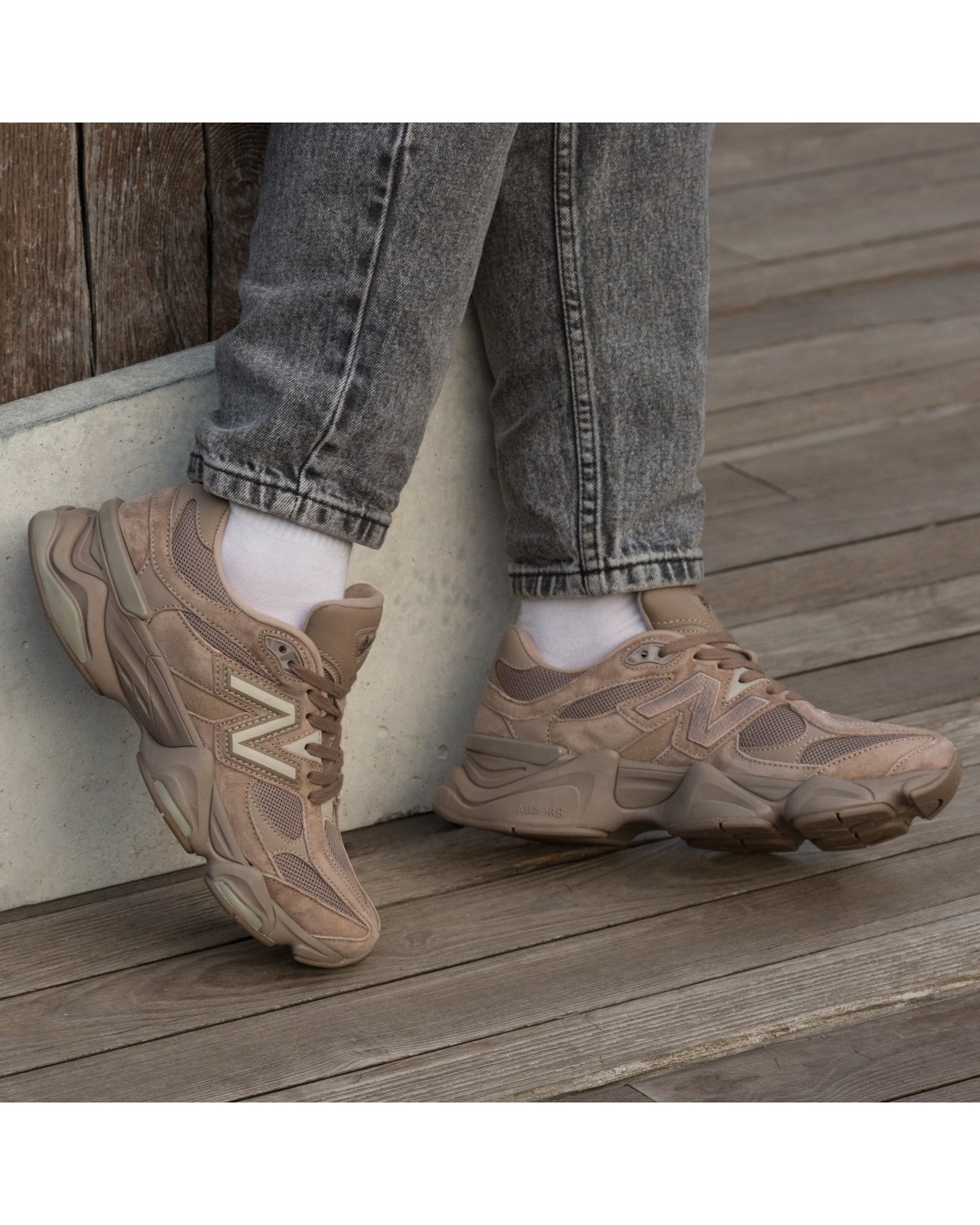 New Balance 9060 Brown