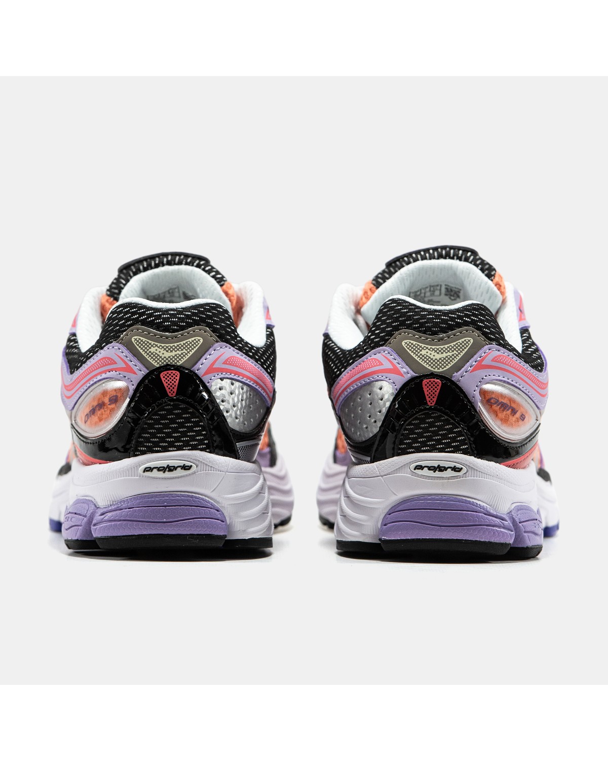 Saucony Progrid Omni 9