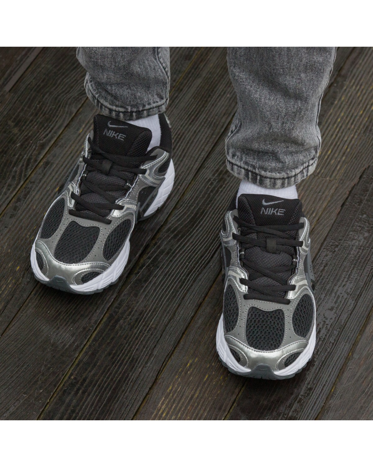 Nike V5 RNR Black Grey Silver