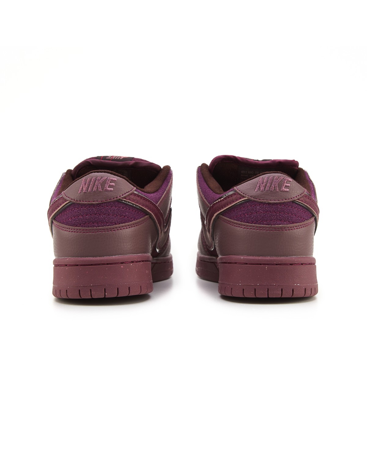 Nike SB Dunk Low City of Love Burgundy Crush