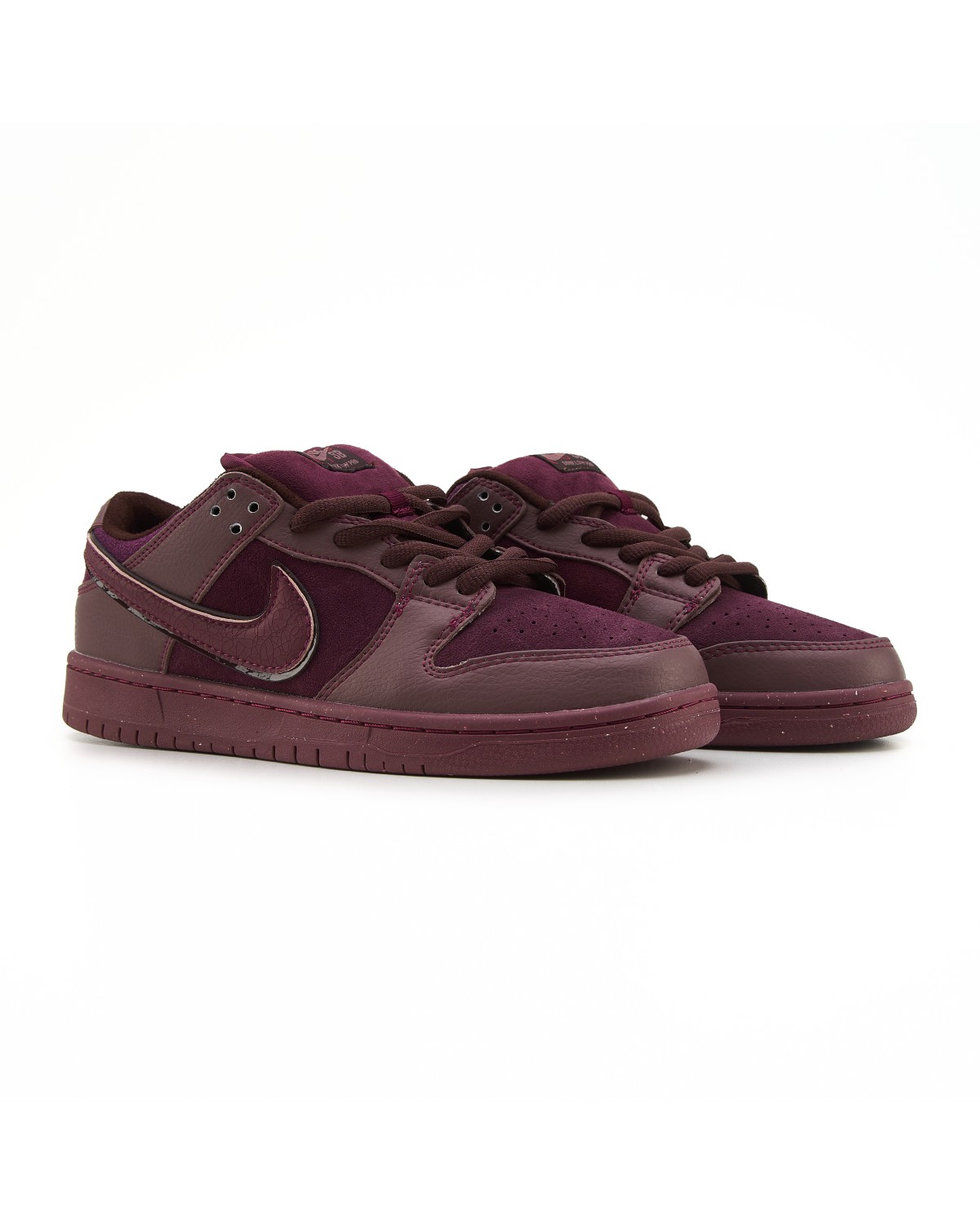 Nike SB Dunk Low City of Love Burgundy Crush