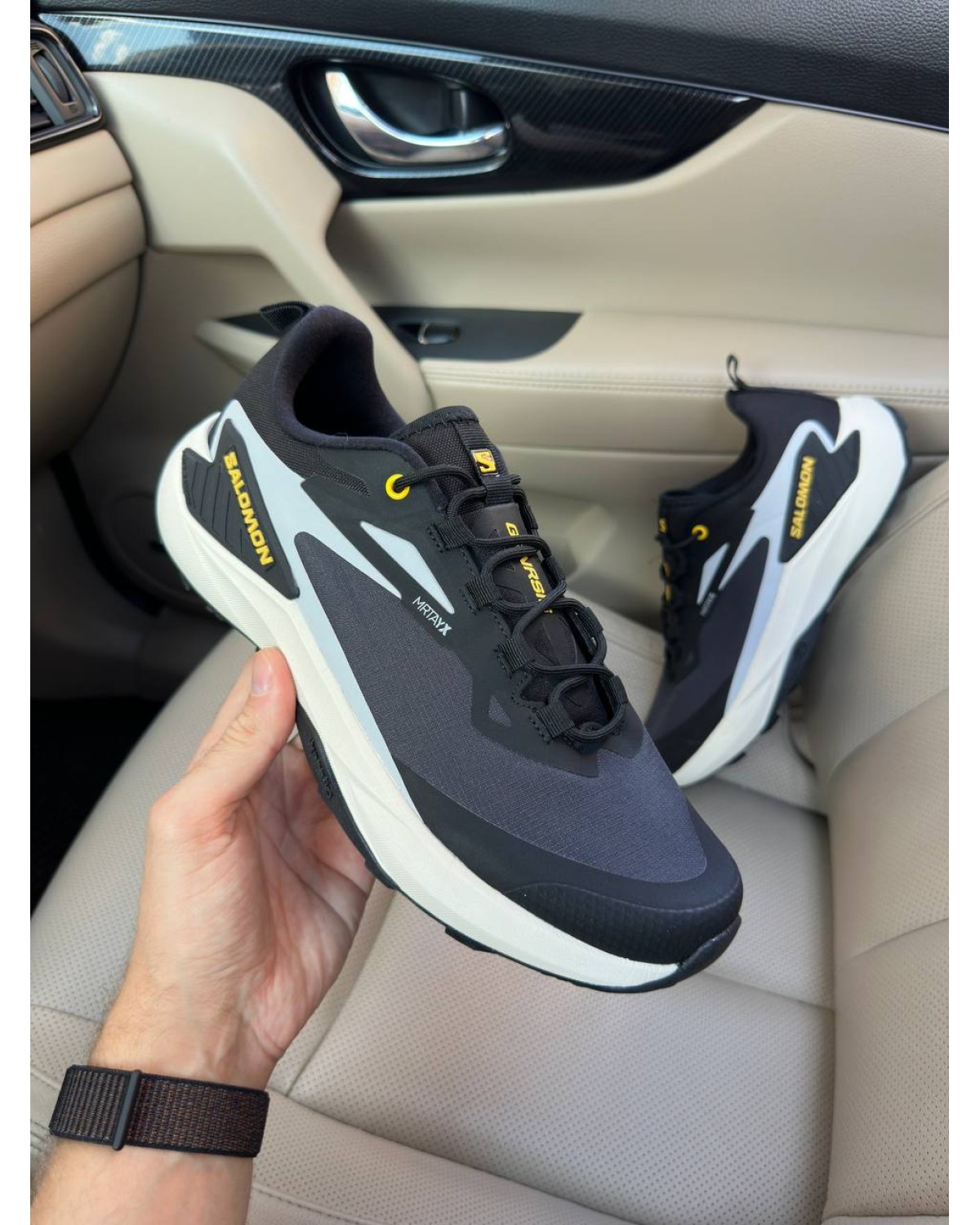 Salomon Genesis Gore-Tex Black White