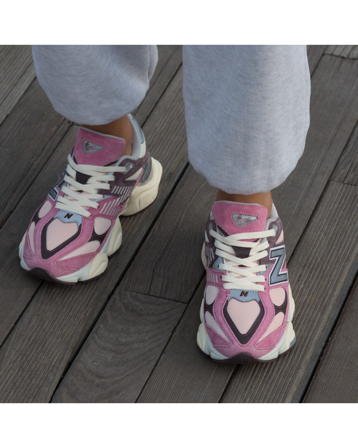 New Balance 9060 Rose