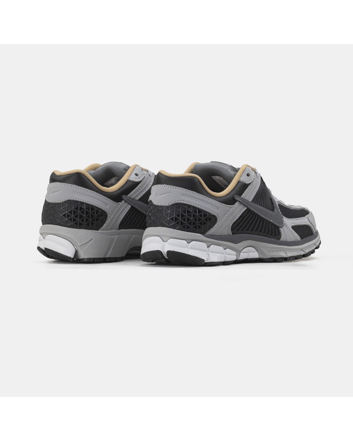 Nike Zoom Vomero 5 Grey