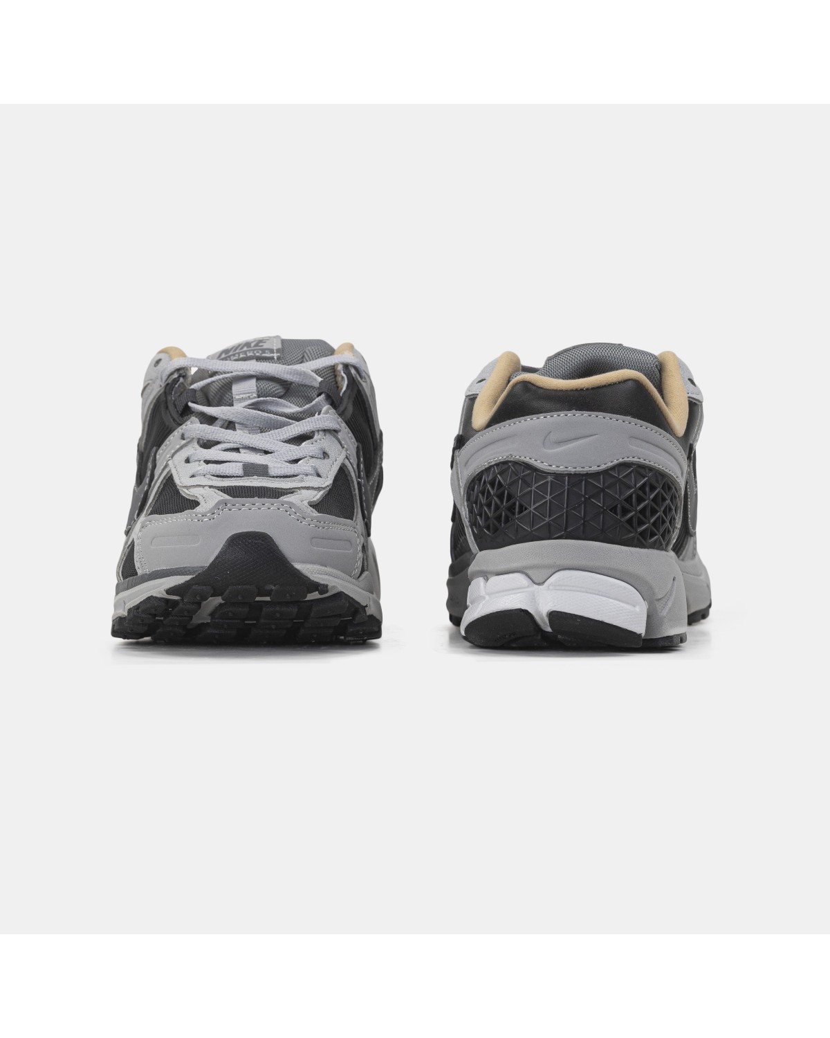 Nike Zoom Vomero 5 Grey