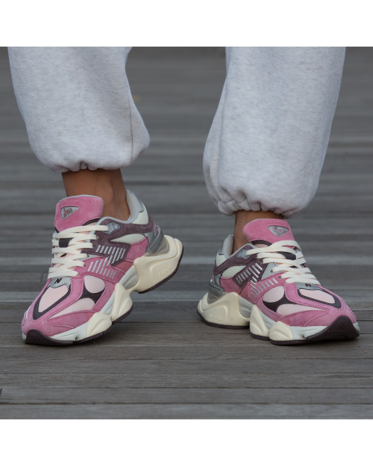 New Balance 9060 Rose