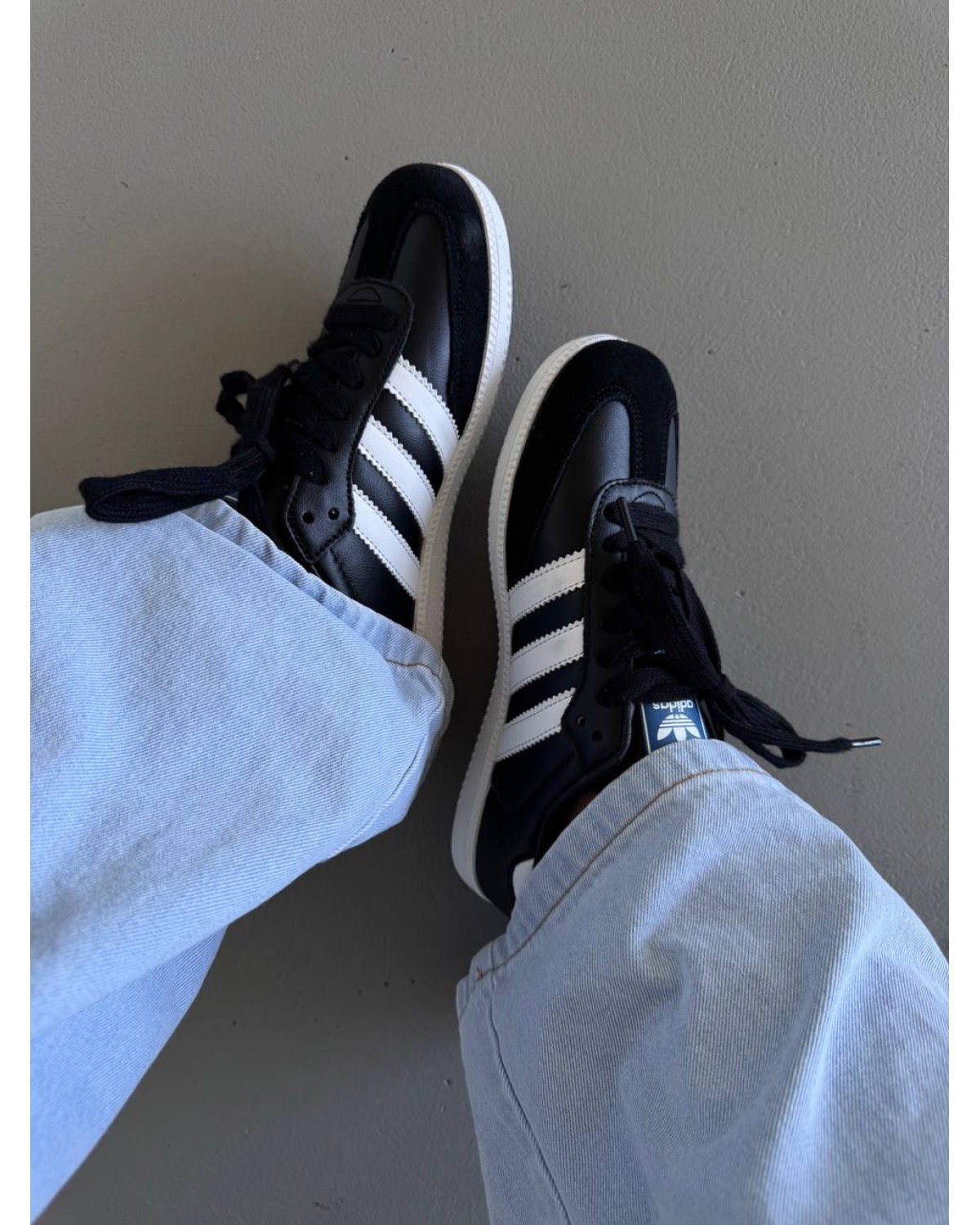 Adidas Samba Black / White Sole