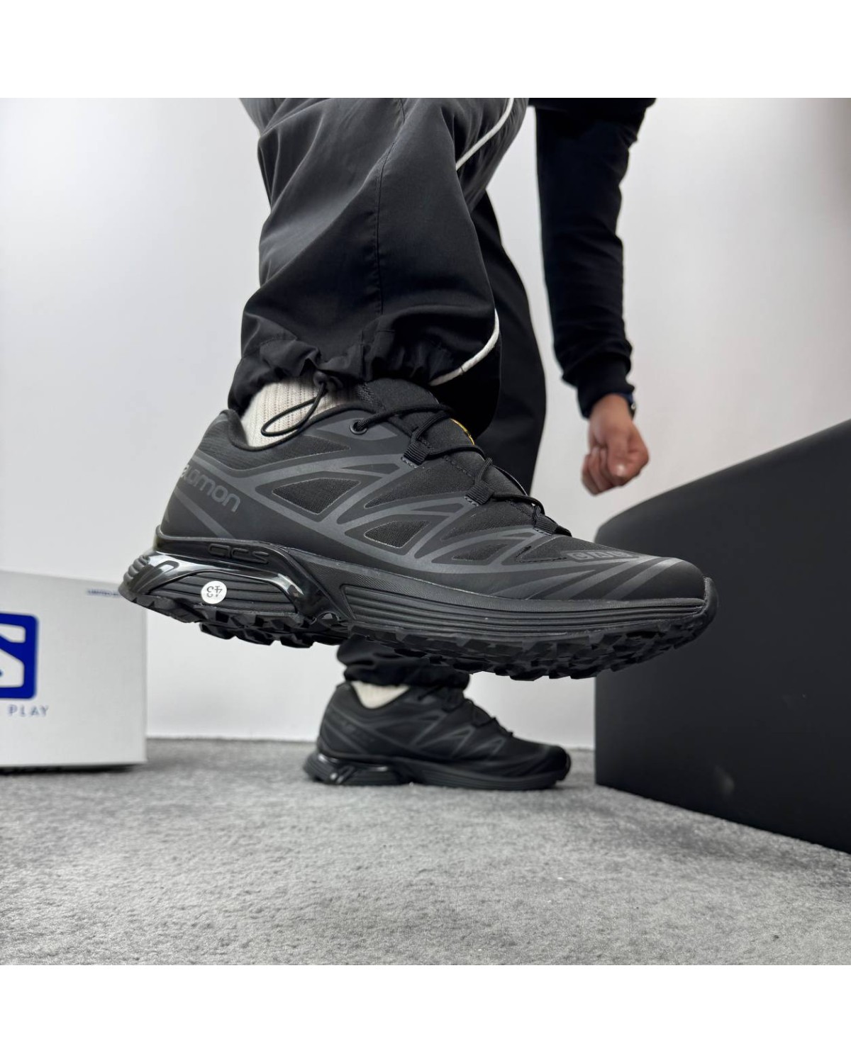 Salomon 8-CAB TX6 Gore-Tex Grey White