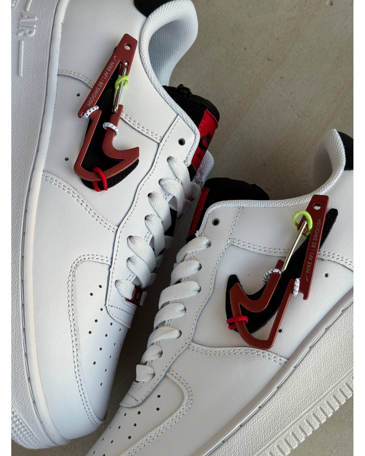 Nike Air Force 1 '07 PRM Mousqueton Swoosh Rouge DH7579-100