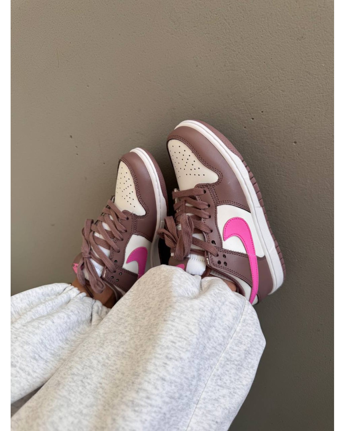 Nike SB Dunk “Smokey Mauve / Playful Pink”