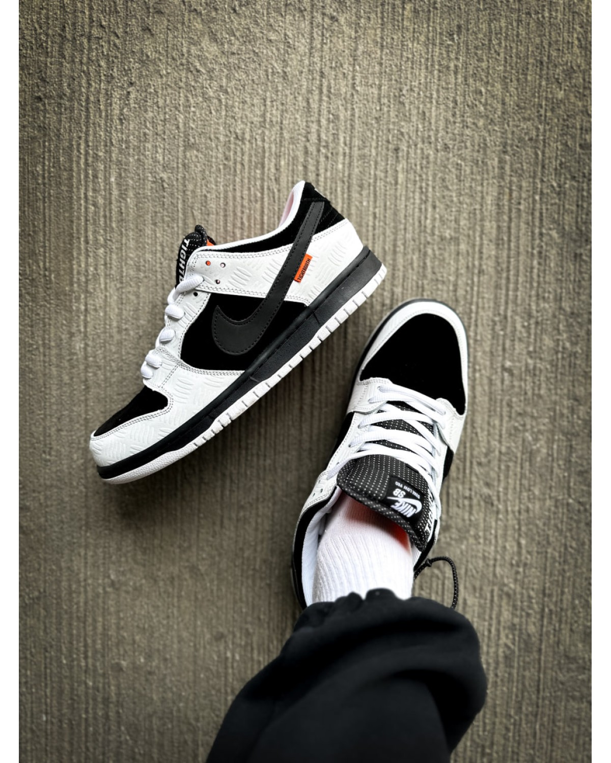 Nike SB Dunk Low