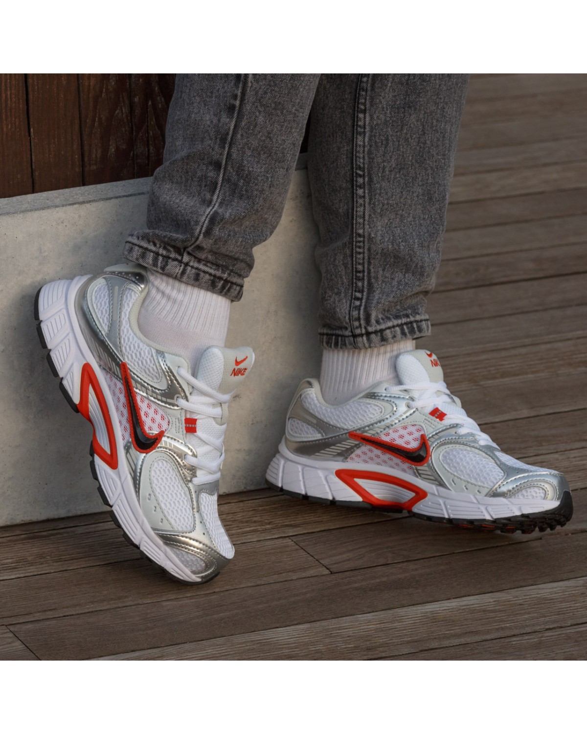 Nike V5 RNR Sky White Red Nike V5 RNR Sky White Red