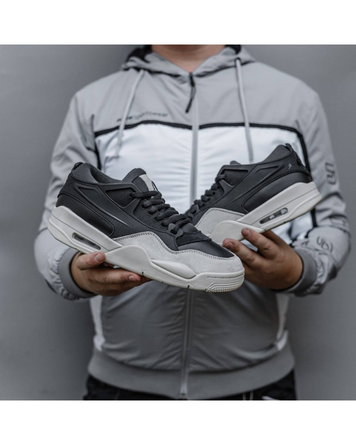 Nike Air Jordan 4RM Nike Air Jordan 4RM