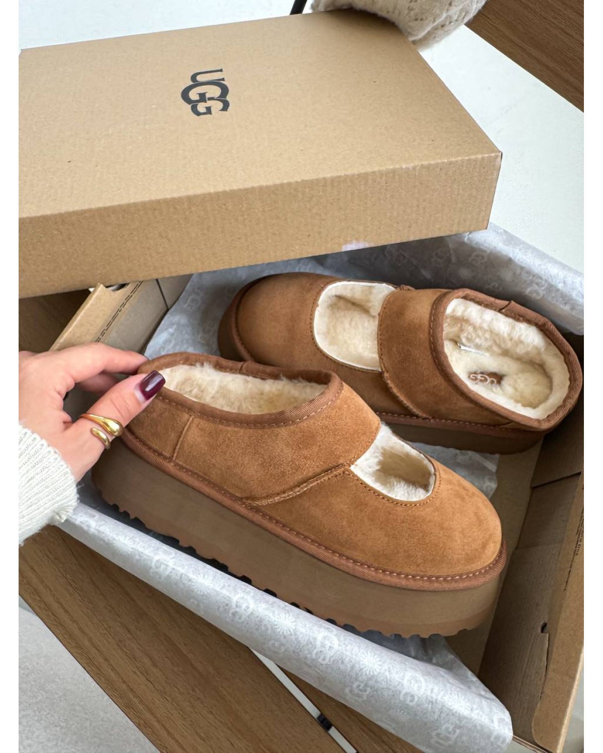 Bea Mary Jane Chestnut