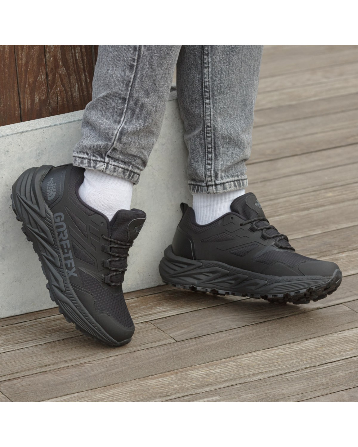 The North Face Gore-tex Black