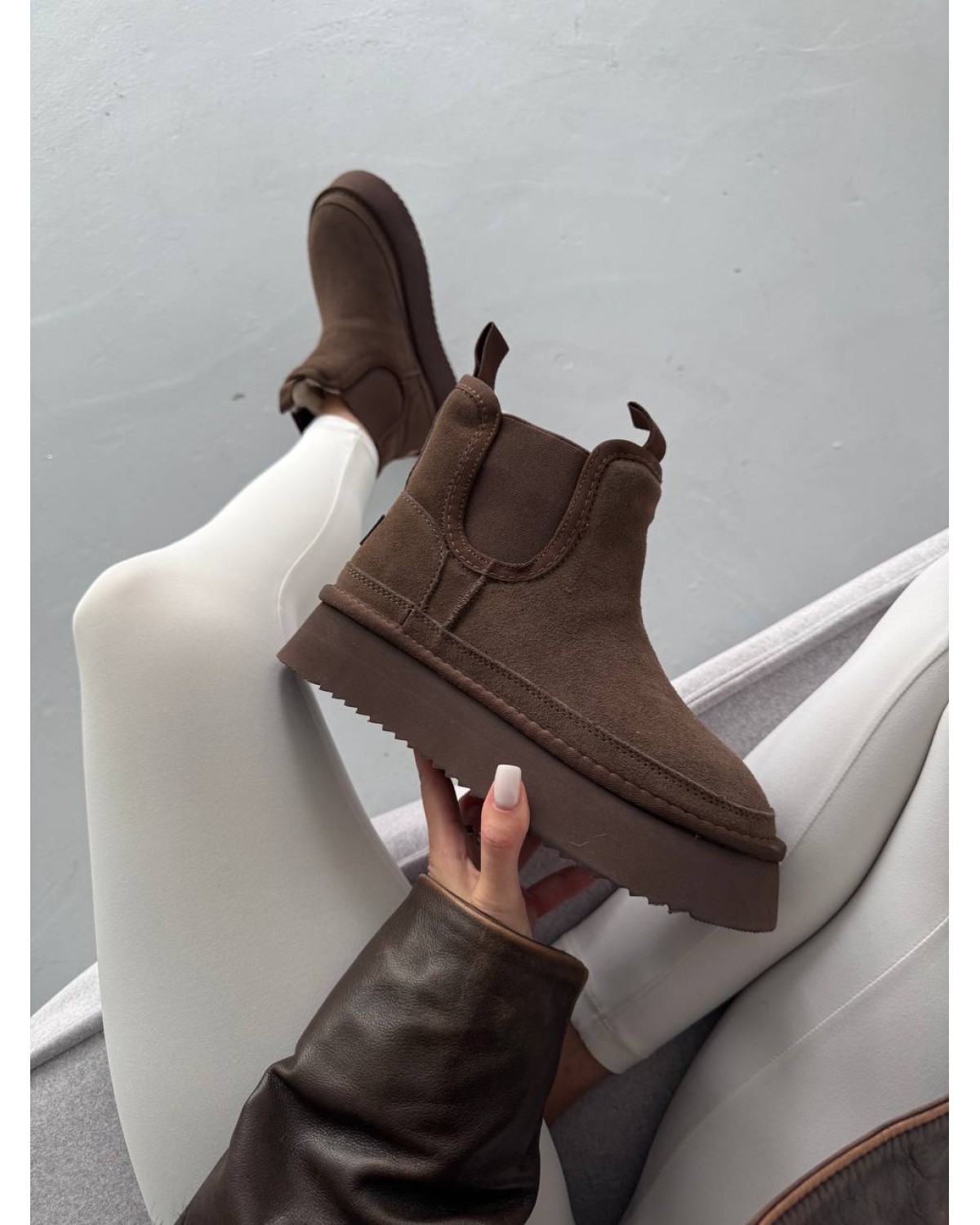 Ugg Chelsea Dark Chocolate Suede Ugg Chelsea Dark Chocolate Suede