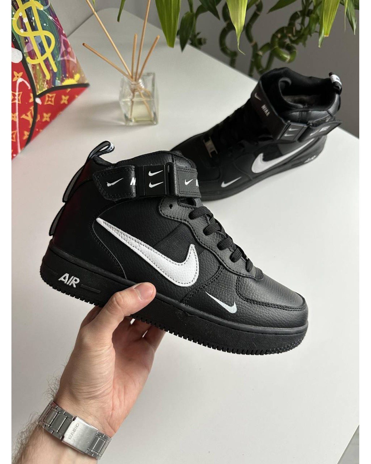 Nike Air Force 1 Black White
