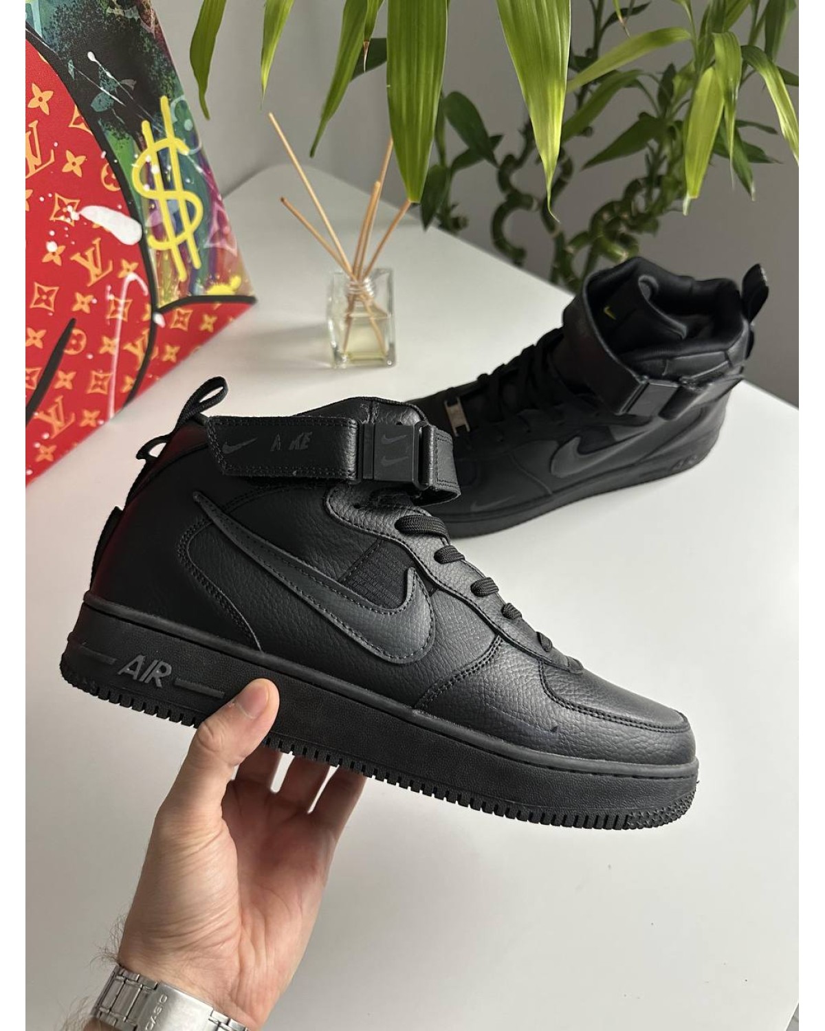 Nike Air Force 1 Mid Black