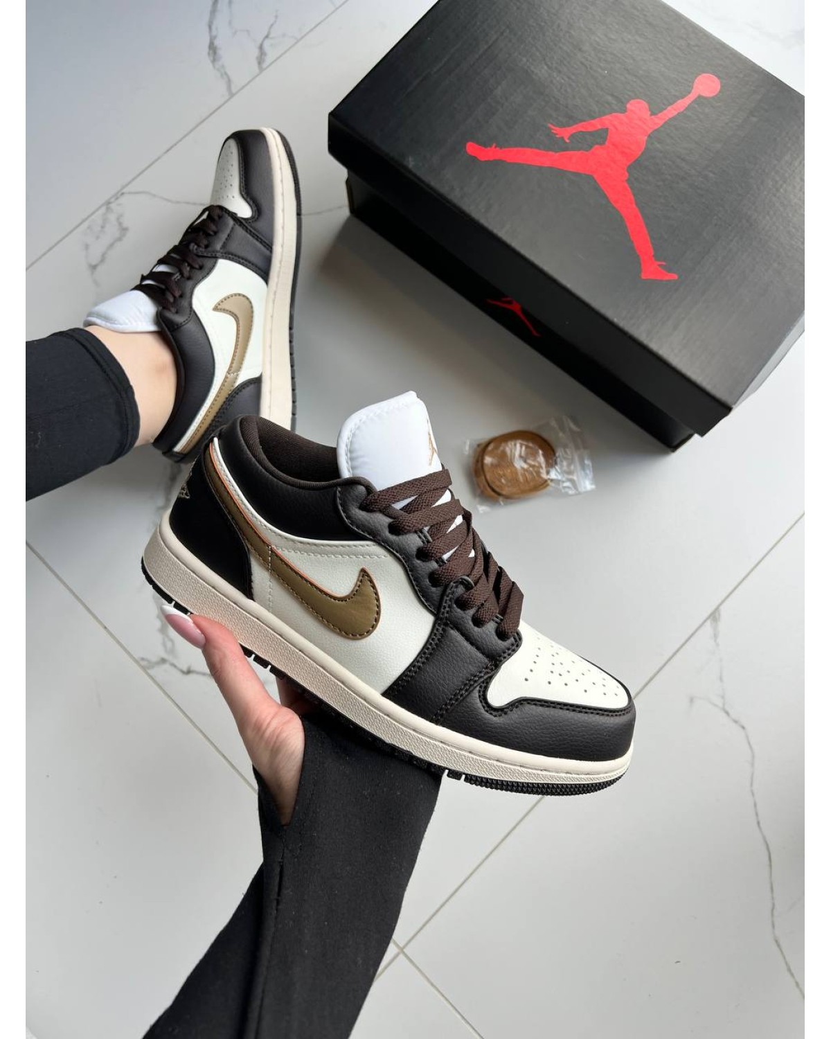 Jordan 1 Low Shadow Brown Mocha