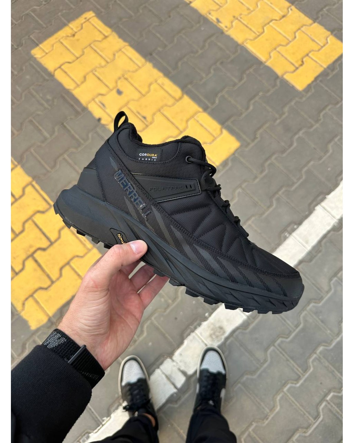 Merrell Float Pro Black