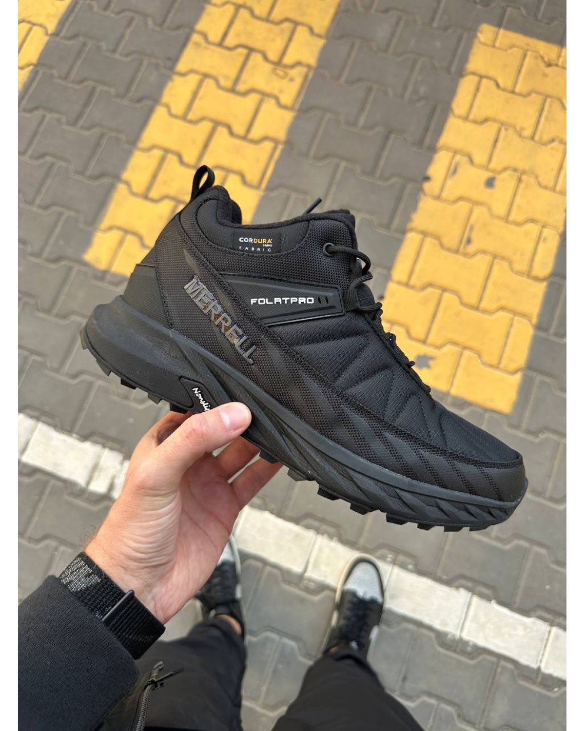 Merrell Float Pro Black White