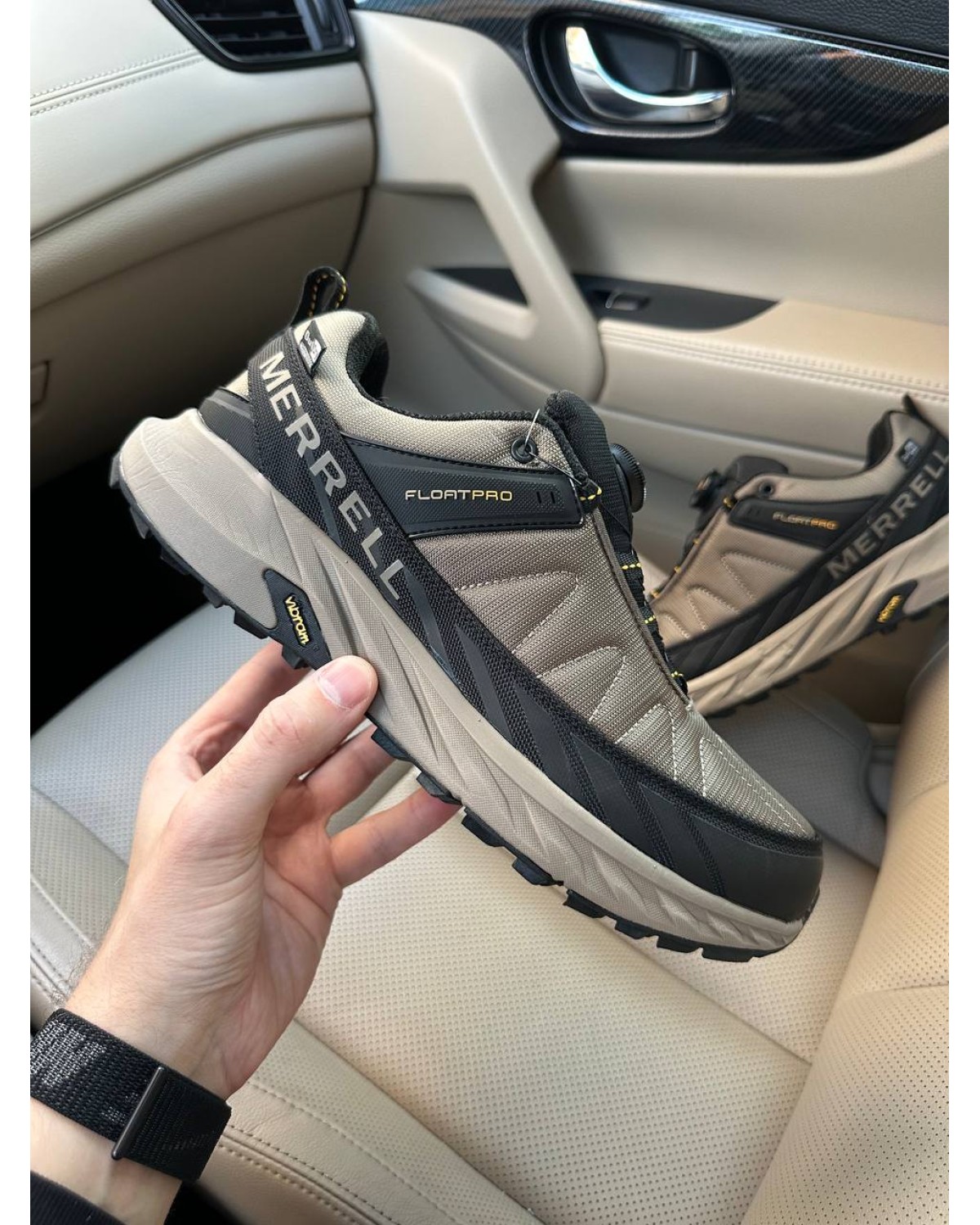 Merrell Float Pro Beige Black