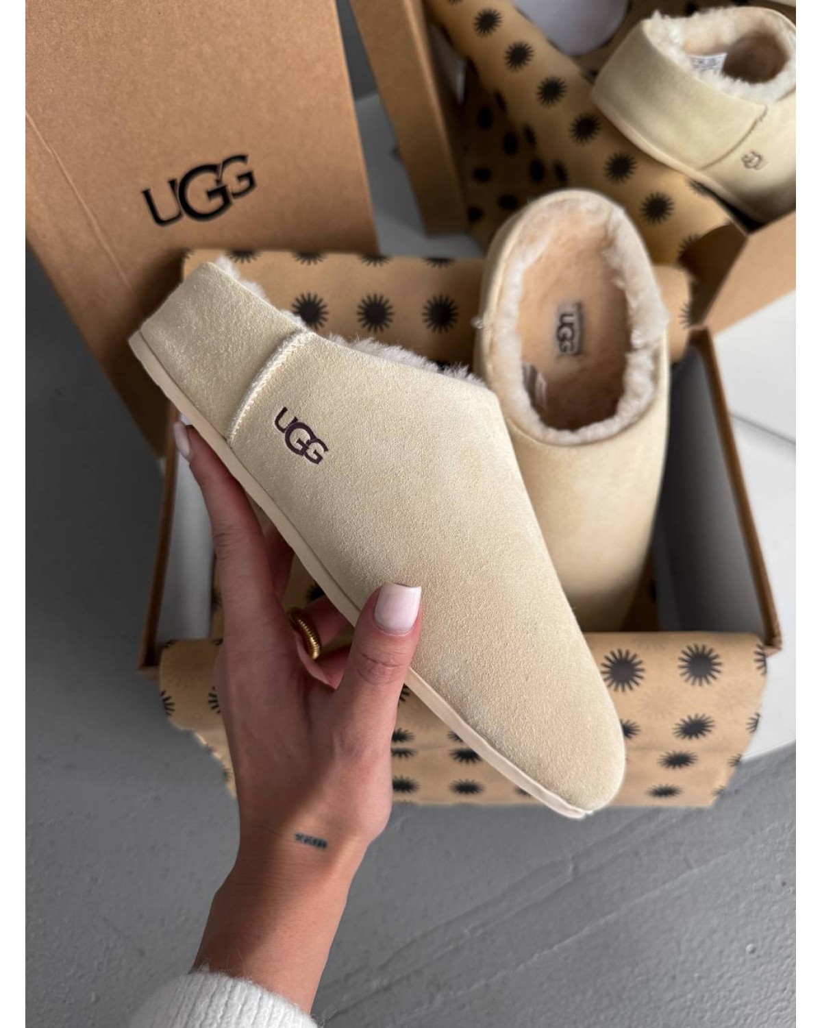 Ugg Elea Slip-on butercup