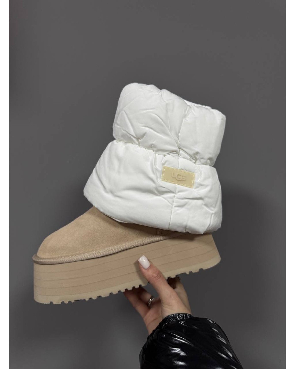 Ugg Mini Dipper Puffer Sand