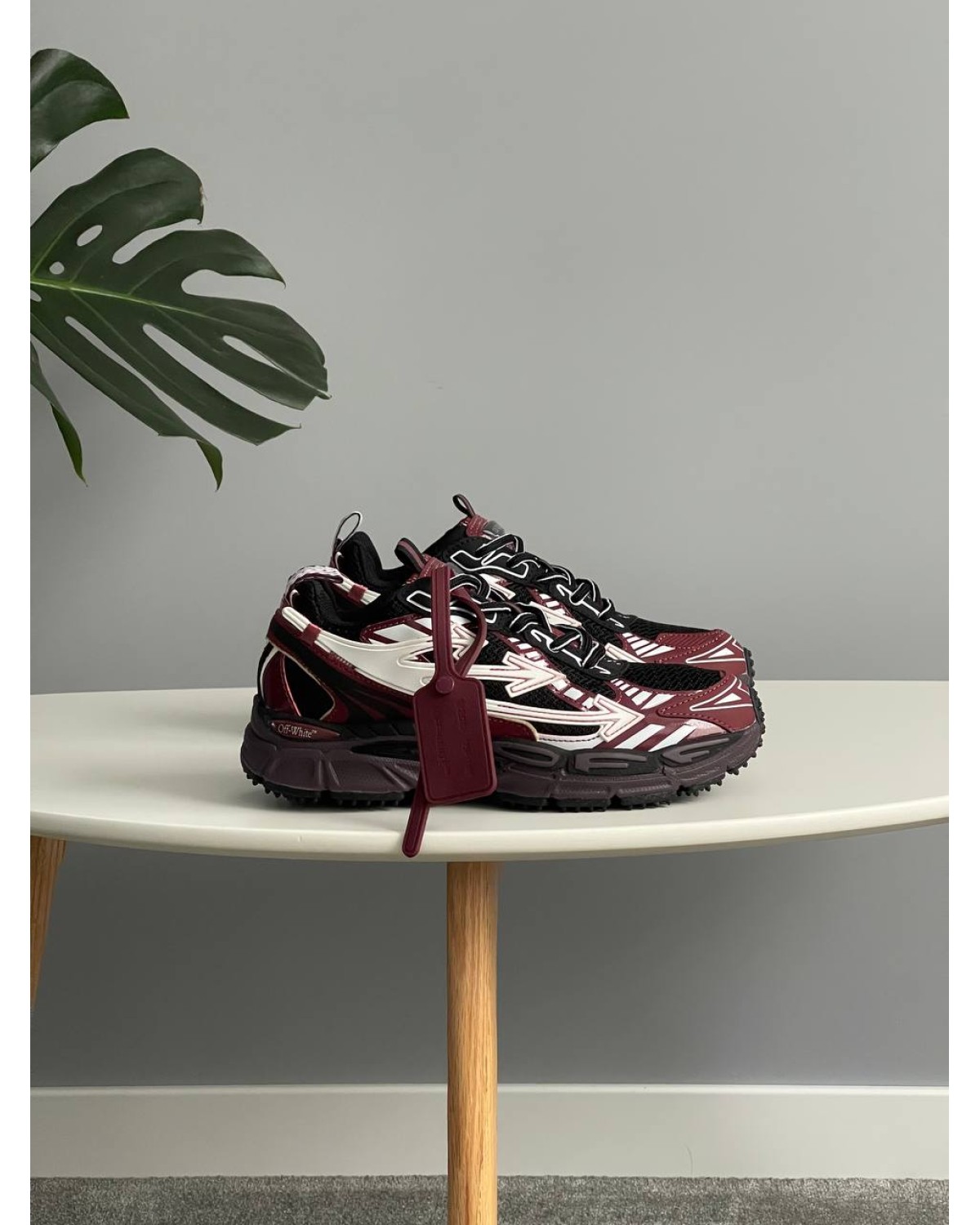 Off White Be Right Back Burgundy