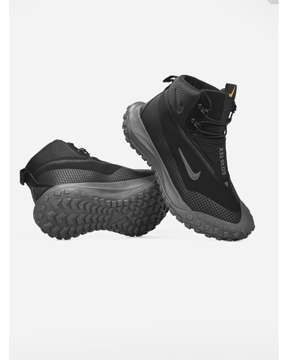 Nike ACG Mountain Fly Gore-Tex Fur Black/Grey Nike ACG Mountain Fly Gore-Tex Fur Black/Grey