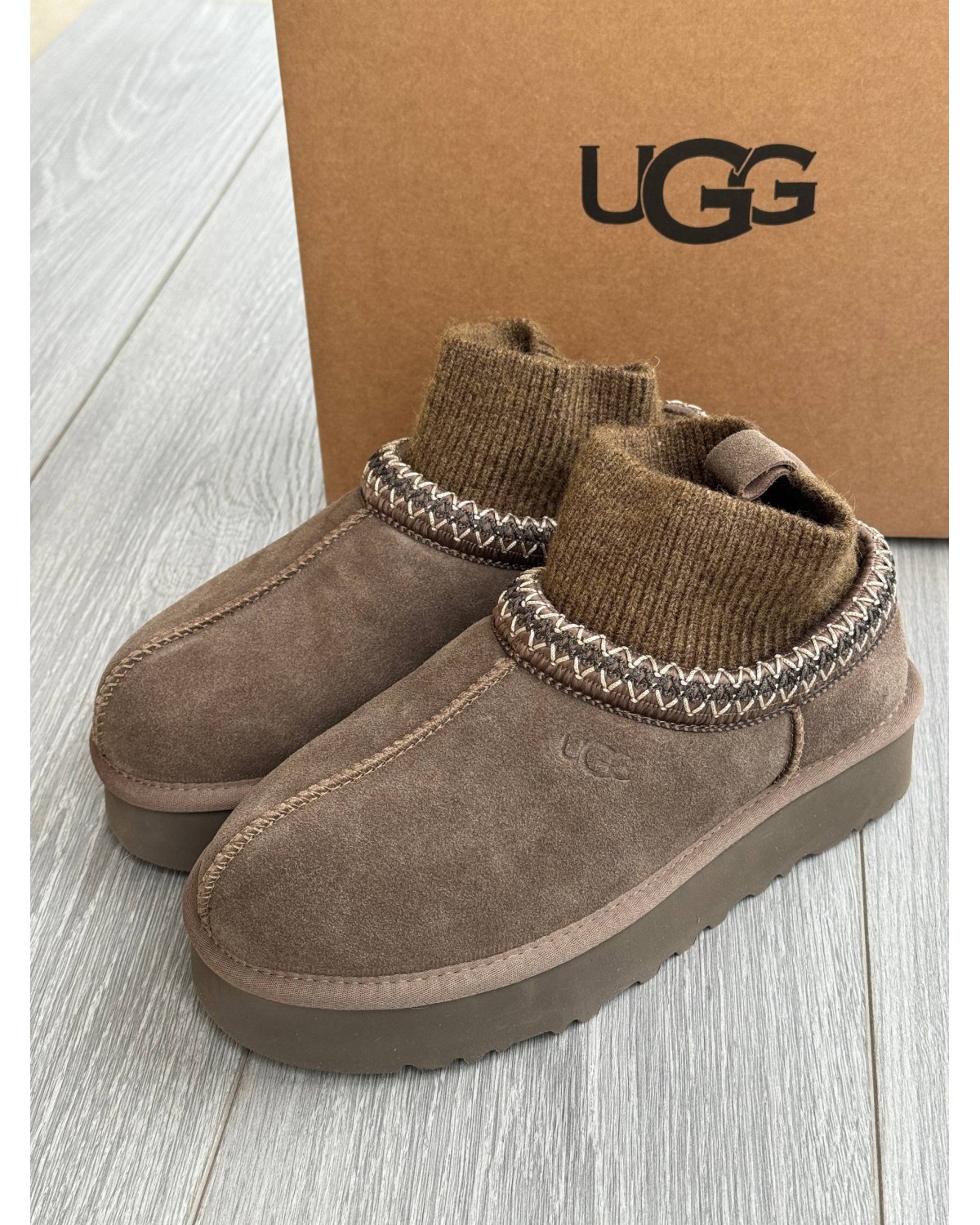 Ugg Tasman