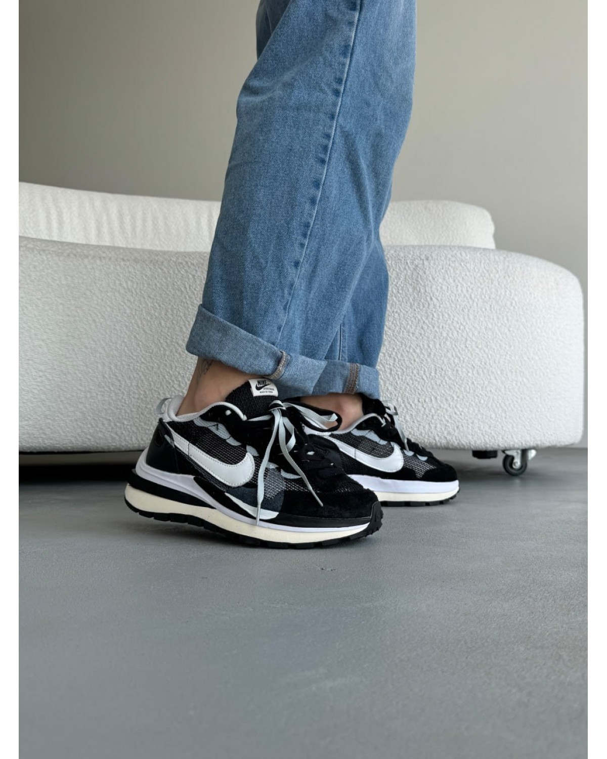 Nike VaporWaffle x Sacai Black/White