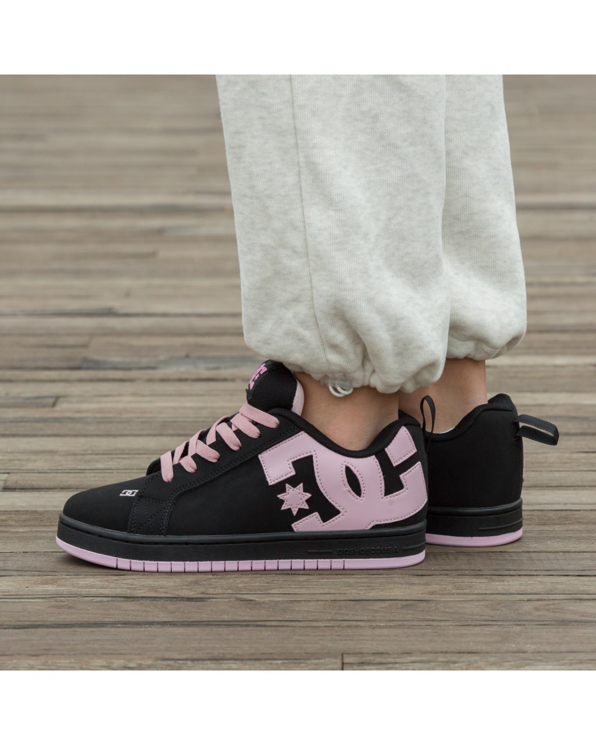 DC Court Graffik Black Pink