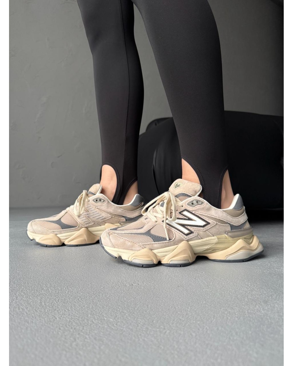 New Balance 9060 Moonrock Linen