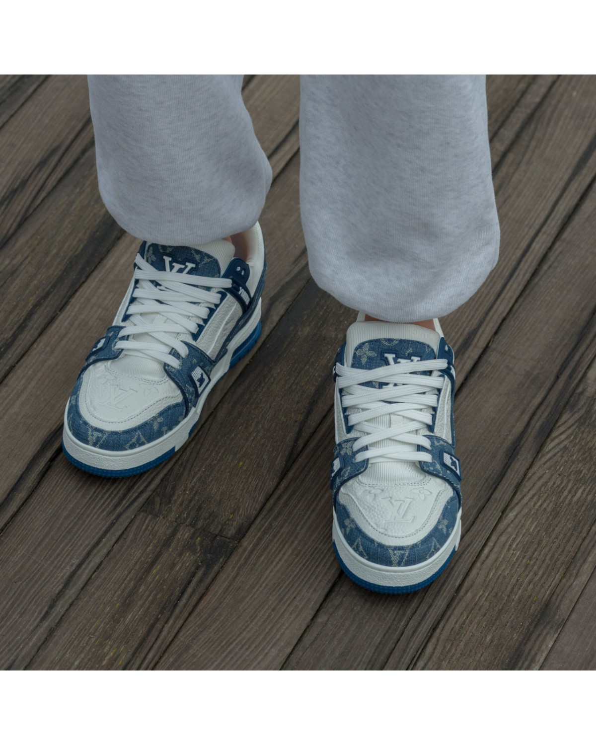 Louis Vuitton LV Trainer Sneakers Jeans