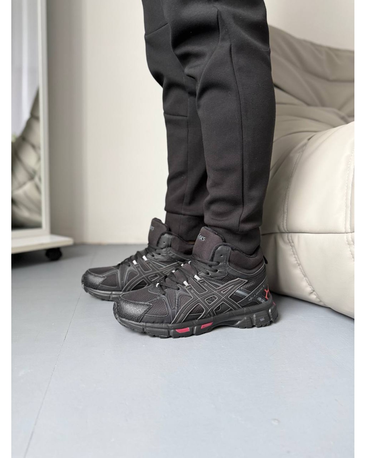 Asics Gel-Kahana 8 High Black Rose Gold Fur