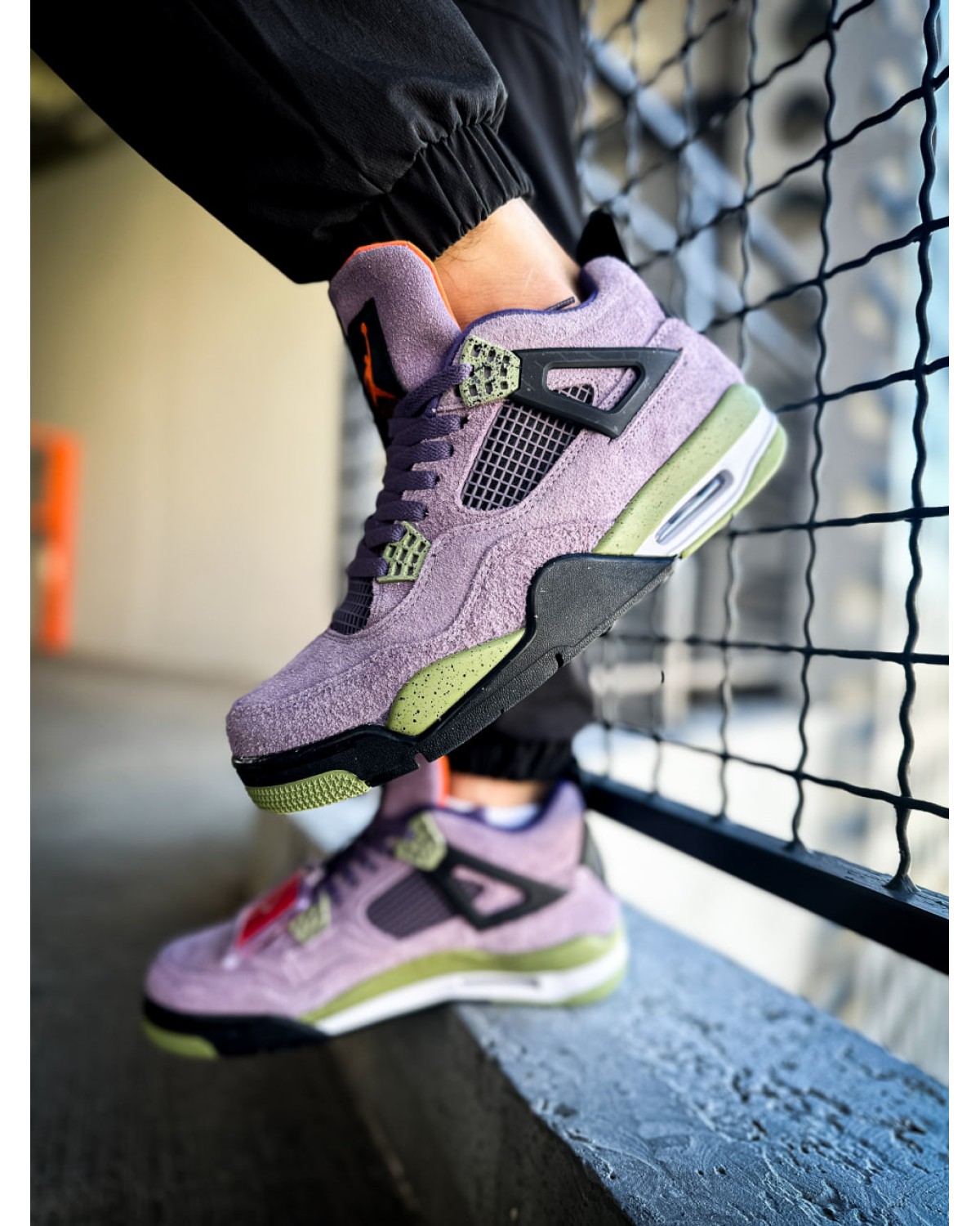 Nike Air Jordan 4 "Paris Violet"