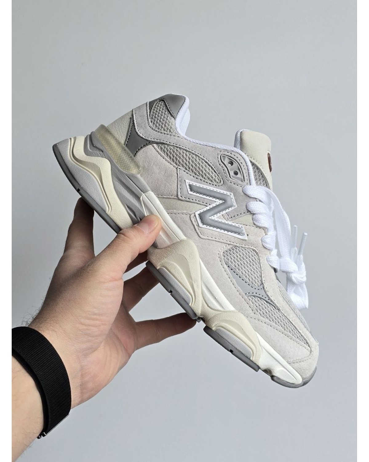 New Balance 9060 Beige