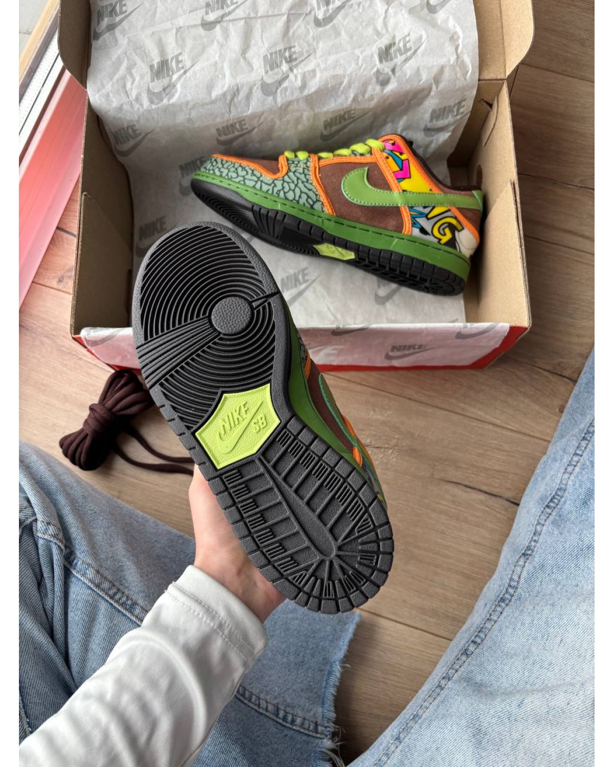 Nike SB Dunk Low De La Soul