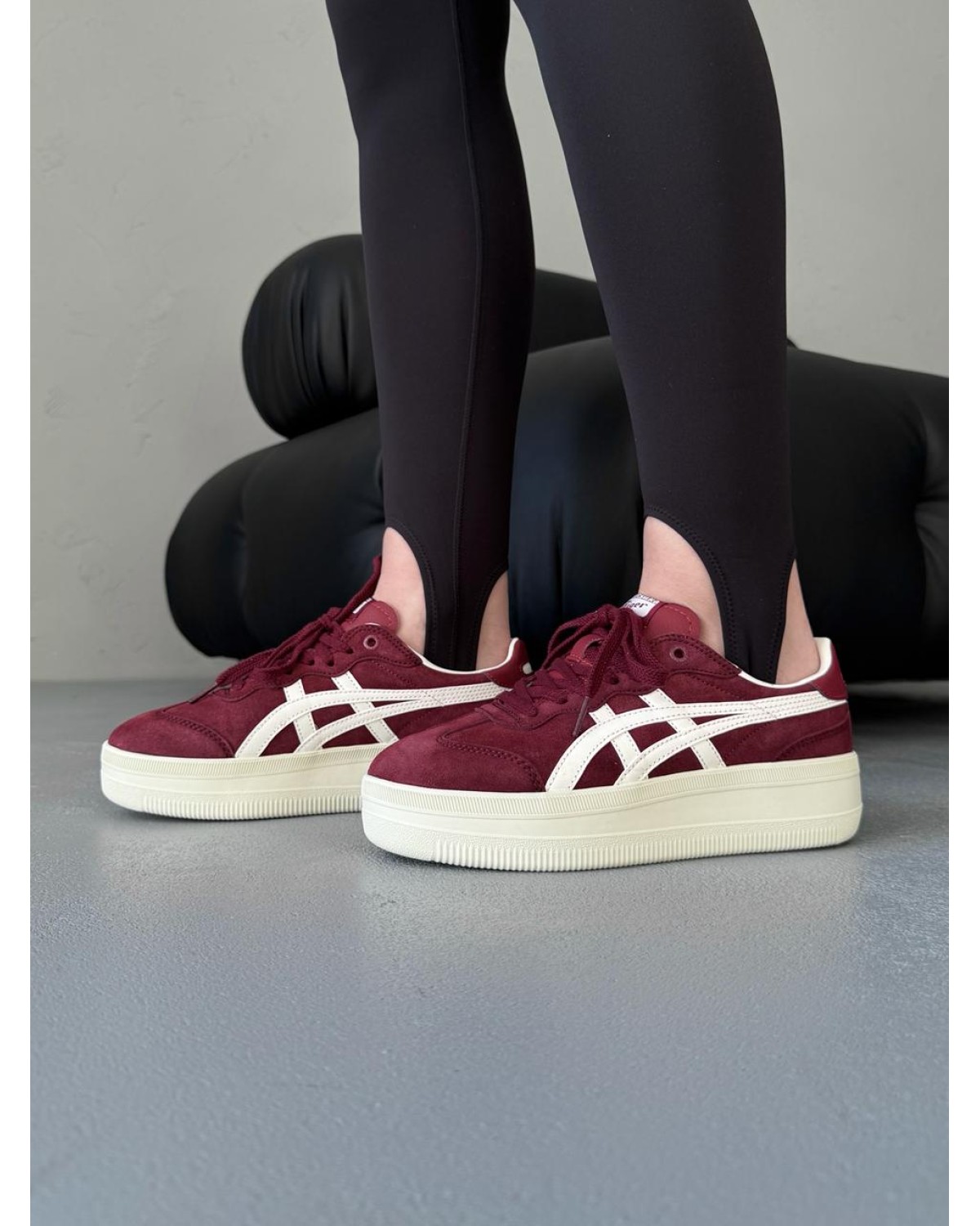 Asics Onitsuka Tiger Tokuten Red