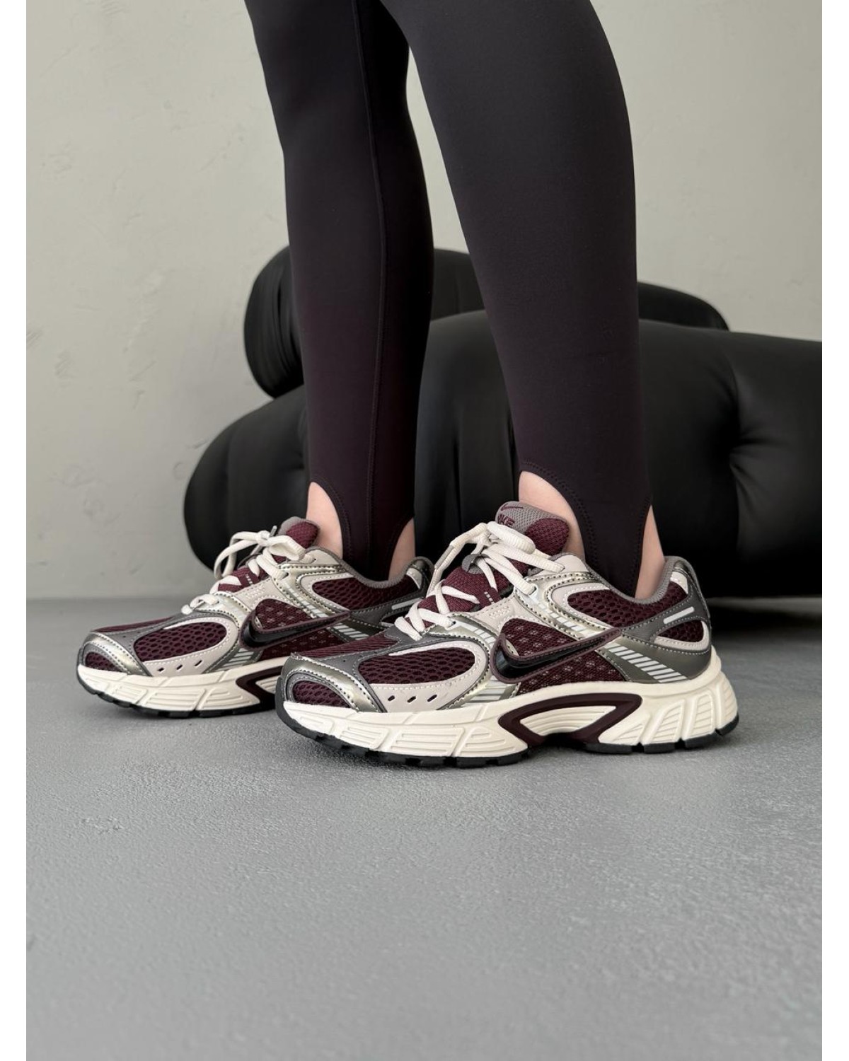 Nike V5 RNR 'Burgundy Crush Wine Red'