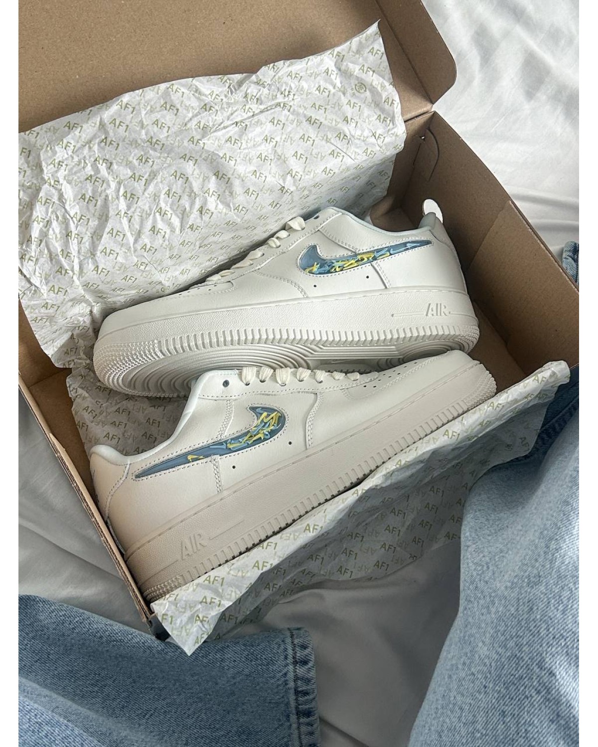 Nike Air Force 1 Low  “Swoosh White”