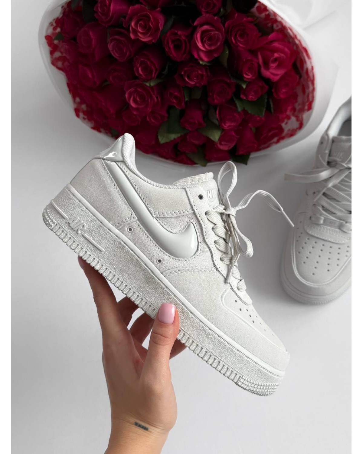 Nike Air Force Wolf Grey Suede