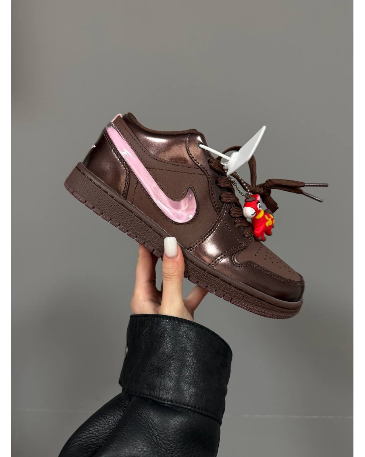 Air Jordan Retro 1 Low  Box of Chocolates