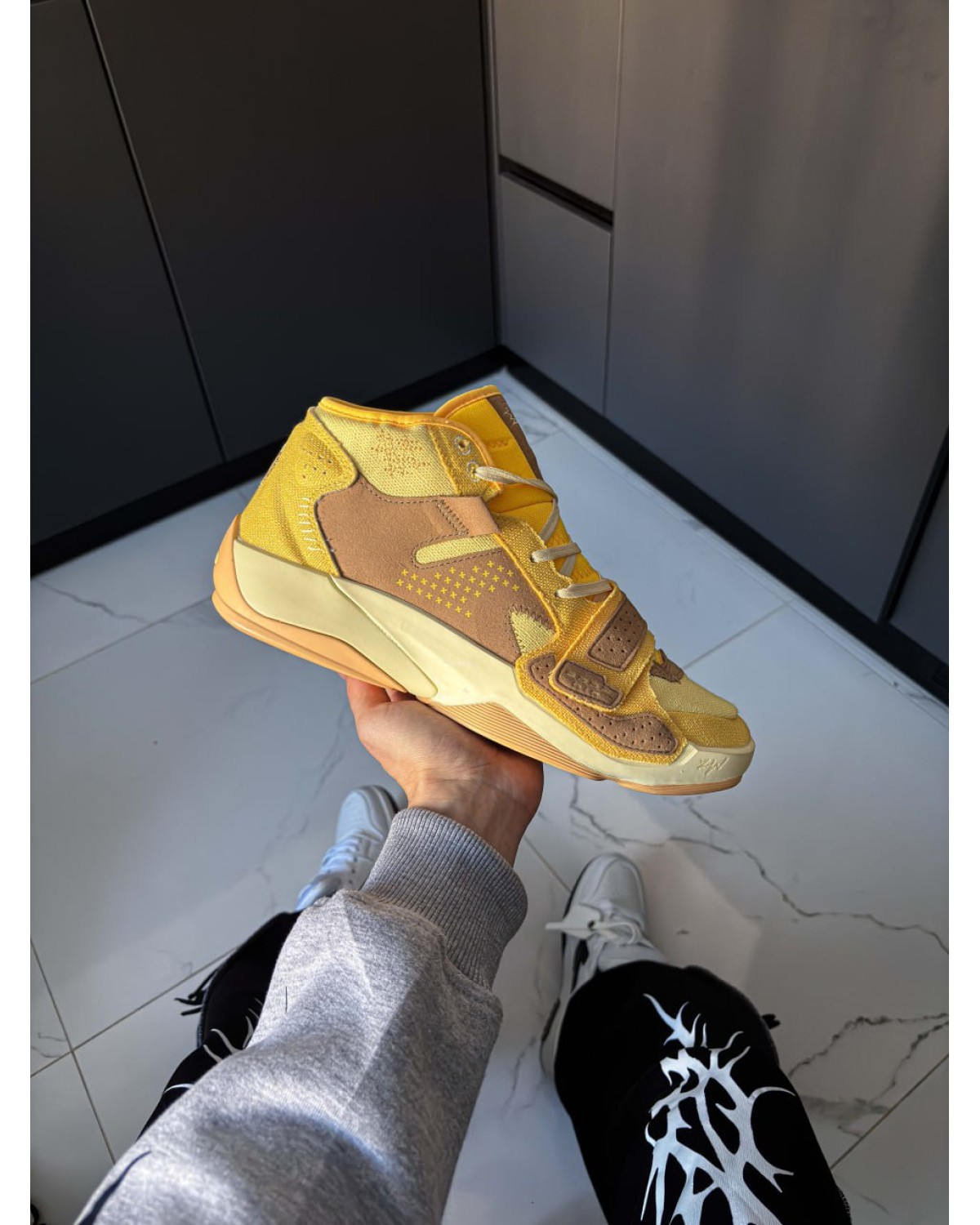 Nike Jordan Zion 2 'Full Moon'