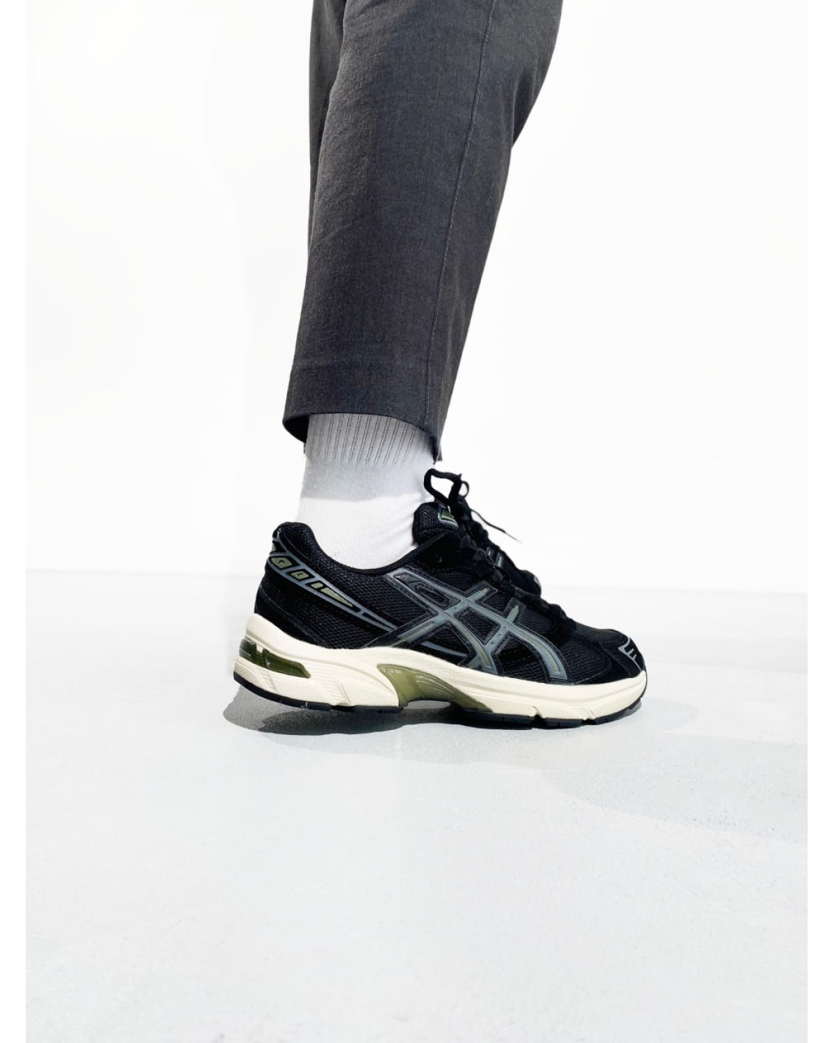 Asics Gel-1130 Black Beige Asics Gel-1130 Black Beige